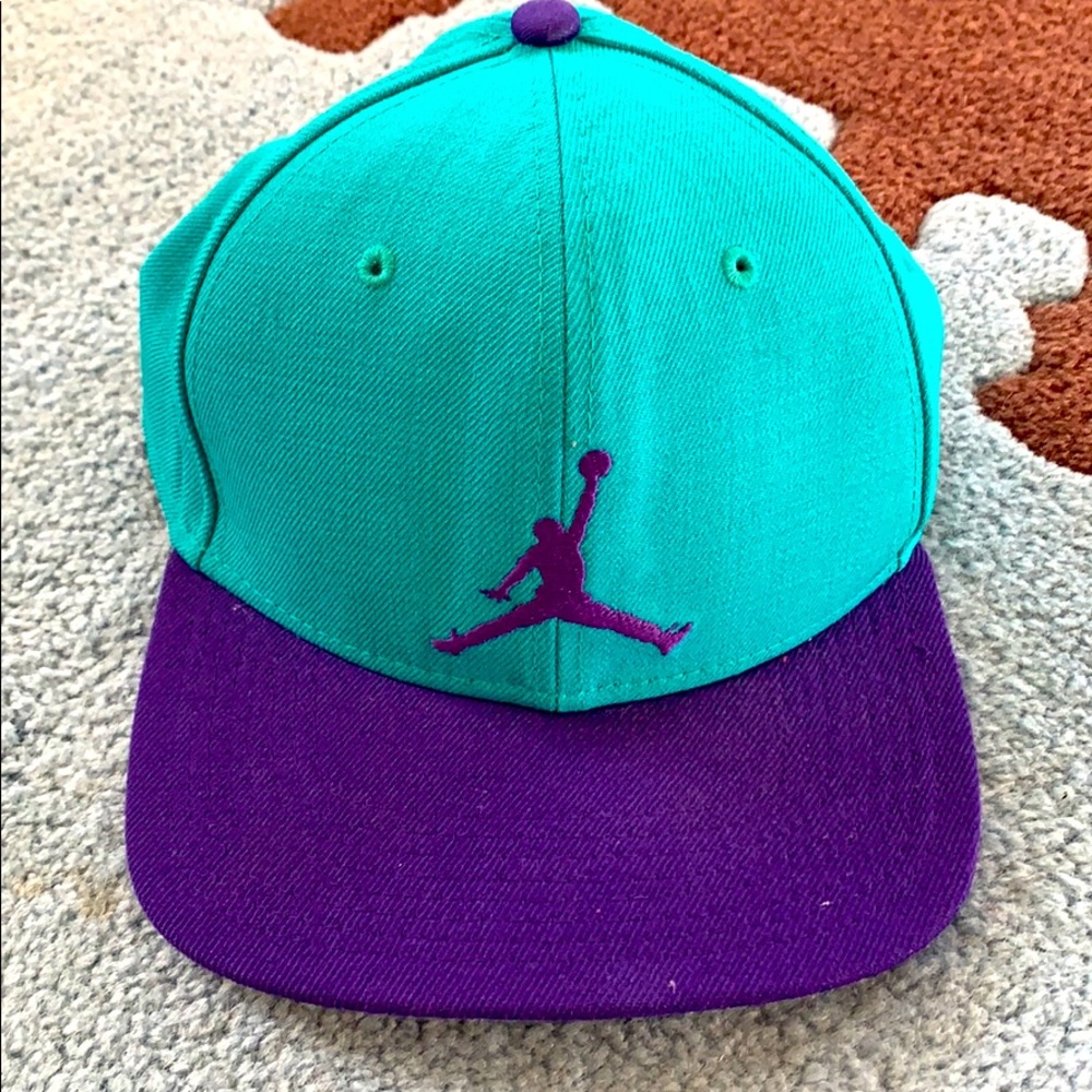 Jordan cap